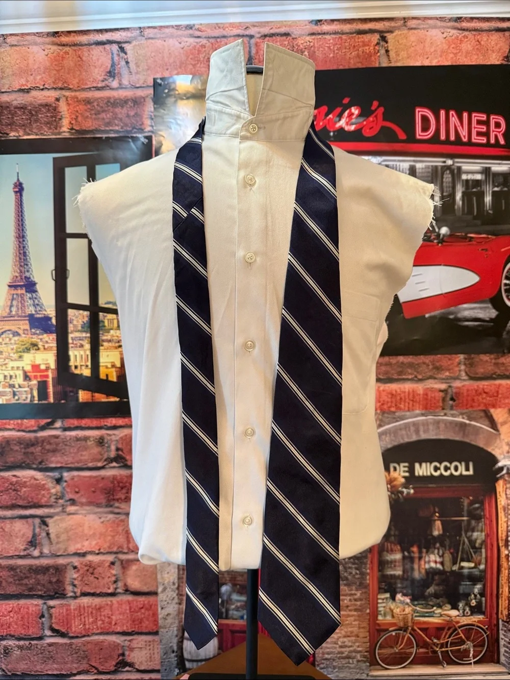 Brooks Brothers Navy & White Striped Silk Necktie